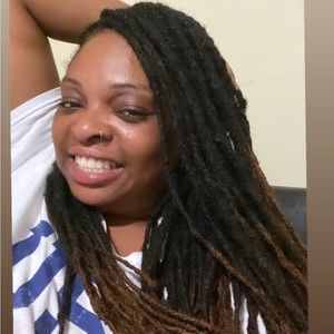 Meet your Posher, Daina